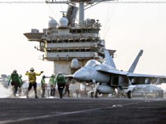Wystartowały z USS Nimitz. Katastrofa śmigłowca i F-18