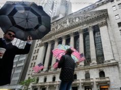 Stocks Hit New Highs for a 3rd Day in a Row